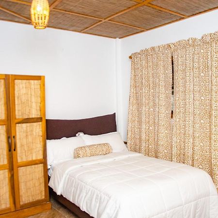 Ike'S Cultural Village Kumasi Luaran gambar