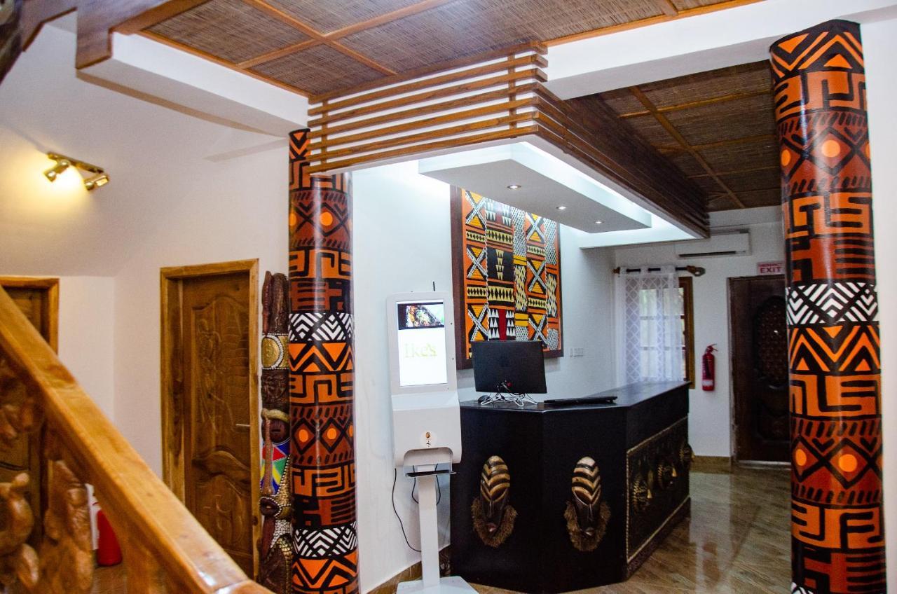 Ike'S Cultural Village Kumasi Luaran gambar
